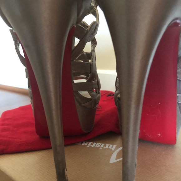 SOLD Louboutin Larissa Stiletto Sandals Size 38 - Picture 8 of 8